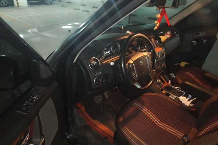Used Land Rover Discovery 2012 5.0 V8 SE Driver Seat