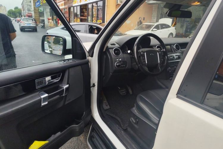 Used Land Rover Discovery 2012 3.0 SDV6 HSE Diesel Version Driver Seat