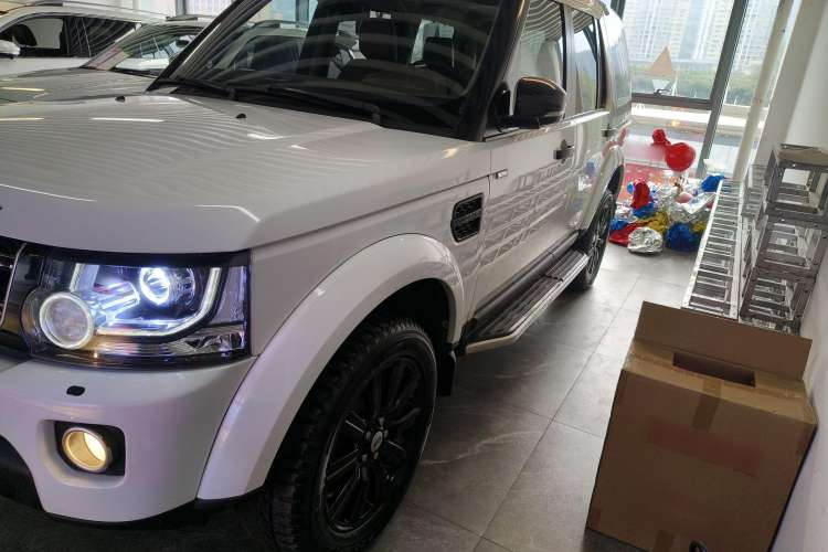 Used Land Rover Discovery 2012 3.0 SDV6 HSE Diesel Version Exterior 3