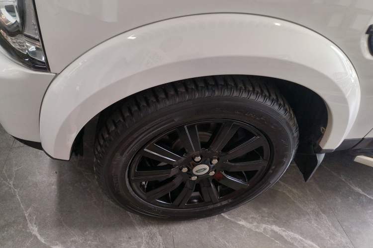 Used Land Rover Discovery 2012 3.0 SDV6 HSE Diesel Version Exterior 7