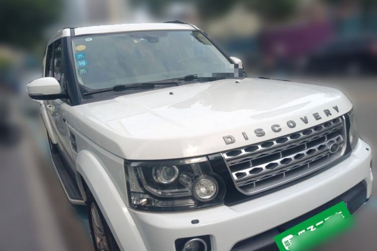 Used Land Rover Discovery 2012 3.0 SDV6 HSE Diesel Version Front Right 45 Deg