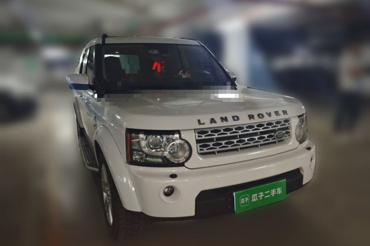 Used Land Rover Discovery 2012 5.0 V8 SE Front Right 45 Deg