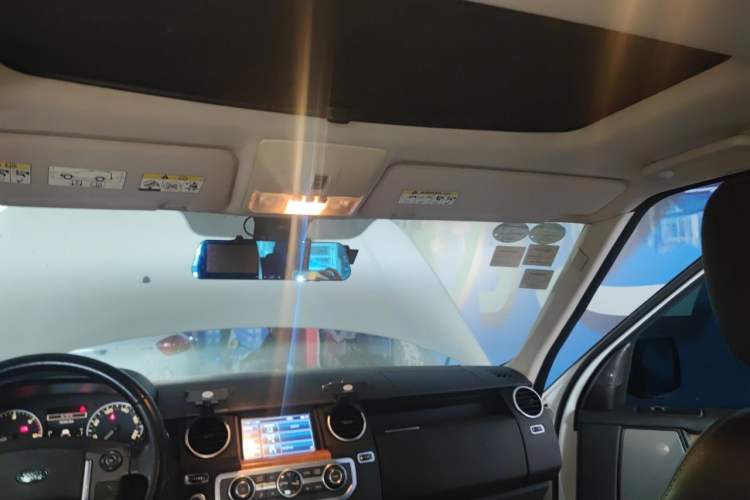 Used Land Rover Discovery 2012 3.0 SDV6 HSE Diesel Version Headliner
