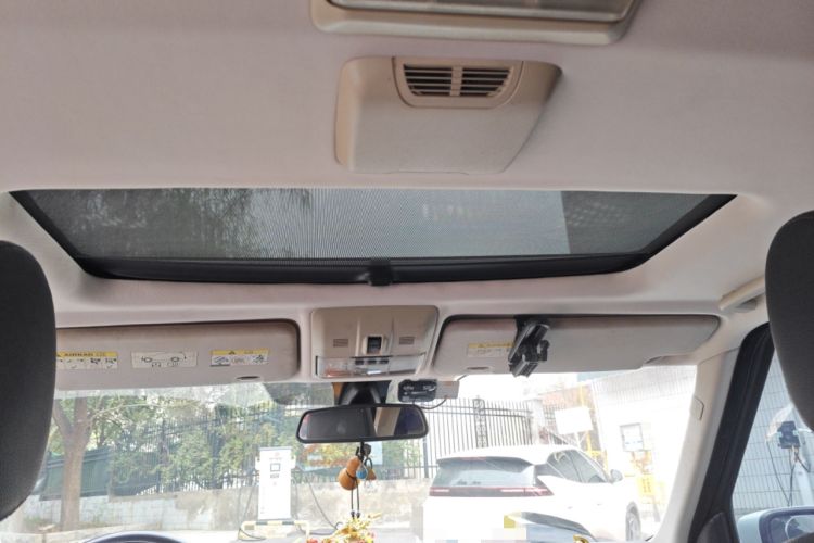 Used Land Rover Discovery 2012 3.0 SDV6 HSE Diesel Version Headliner