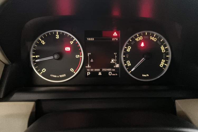 Used Land Rover Discovery 2012 3.0 SDV6 HSE Diesel Version Instrument Cluster
