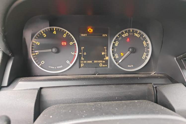 Used Land Rover Discovery 2012 5.0 V8 SE Instrument Cluster