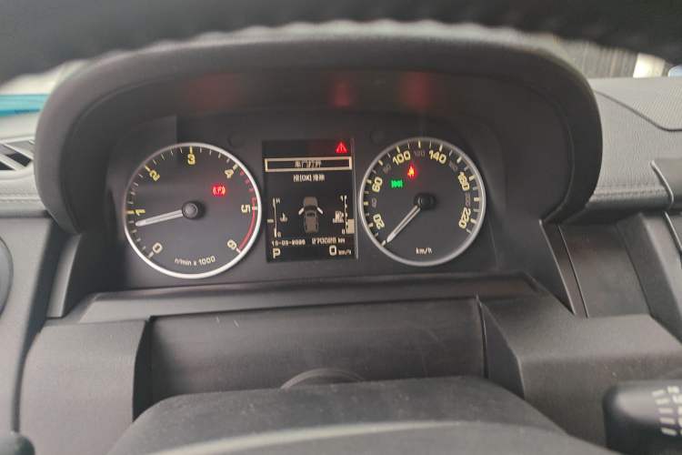 Used Land Rover Discovery 2012 3.0 SDV6 HSE Diesel Version Instrument Cluster