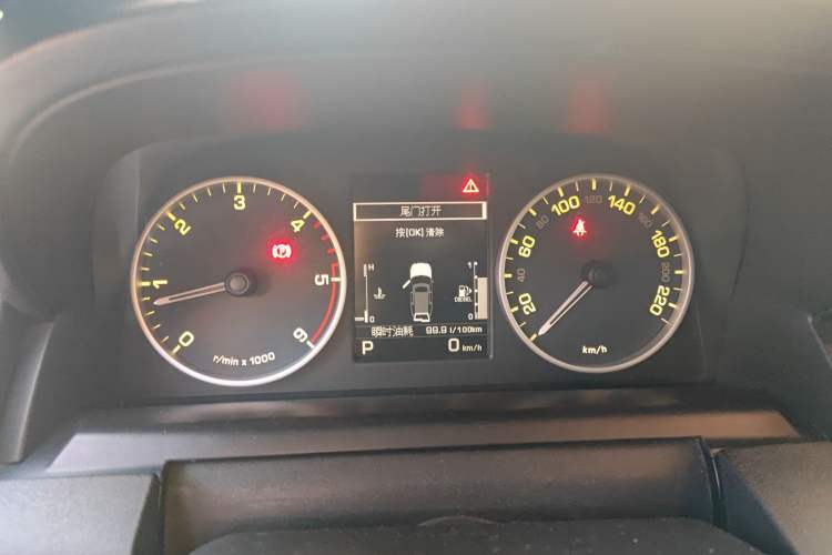 Used Land Rover Discovery 2012 3.0 SDV6 HSE Diesel Version Instrument Cluster