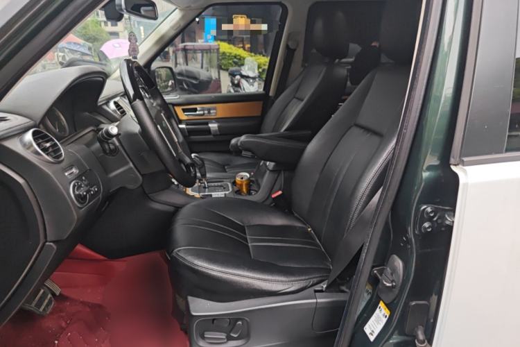Used Land Rover Discovery 2012 5.0 V8 SE Left Front Seat