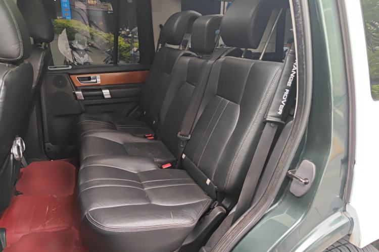 Used Land Rover Discovery 2012 5.0 V8 SE Left Rear Seat