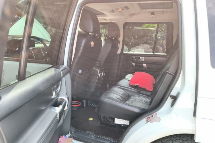 Used Land Rover Discovery  Left Rear Seat