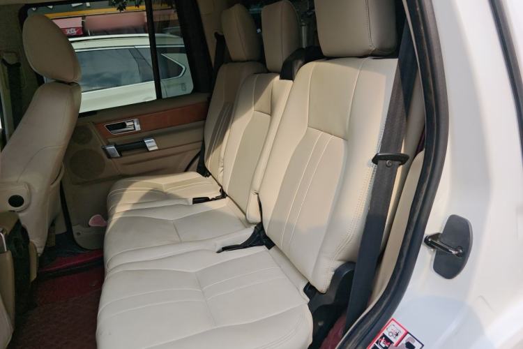 Used Land Rover Discovery 2012 3.0 SDV6 HSE Diesel Version Left Rear Seat