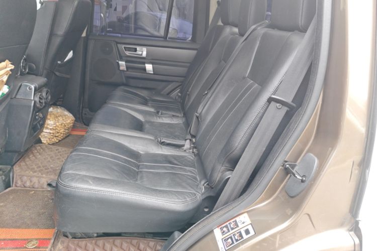 Used Land Rover Discovery 2012 3.0 SDV6 HSE Diesel Version Left Rear Seat