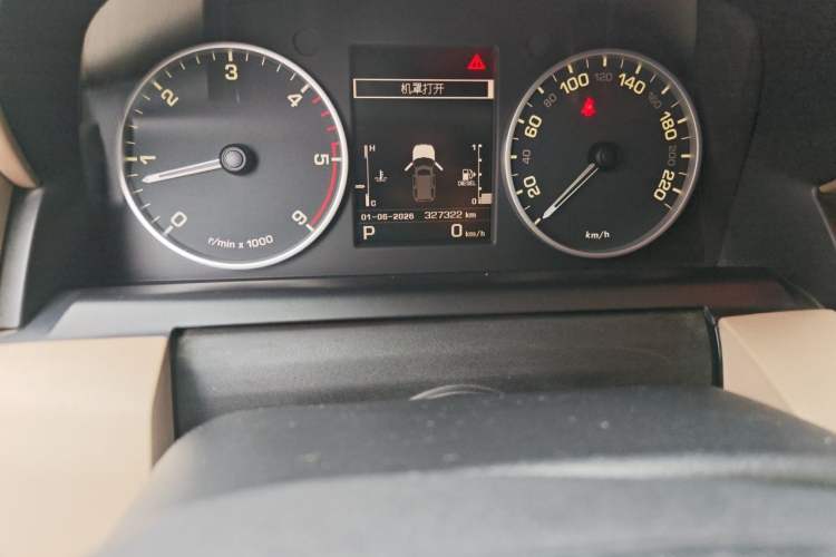 Used Land Rover Discovery 2012 3.0 SDV6 HSE Diesel Version Odometer Close Up