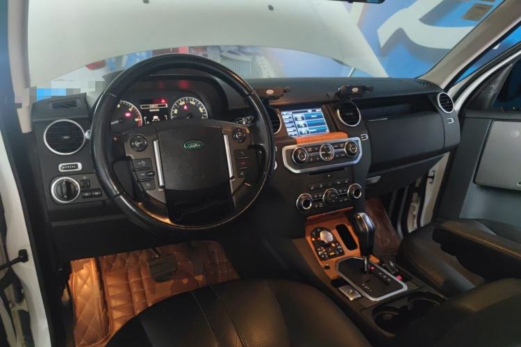 Used Land Rover Discovery 2012 3.0 SDV6 HSE Diesel Version Steering Wheel