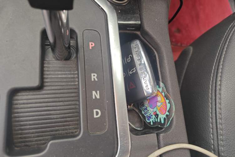 Used Land Rover Discovery 2012 3.0 SDV6 HSE Diesel Version Vehicle Key