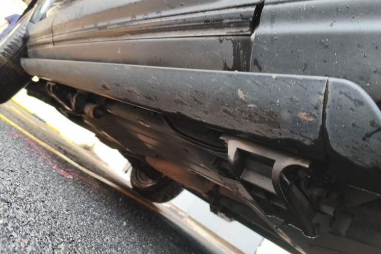Used Land Rover Discovery 2013 3.0 SDV6 HSE Diesel Edition Chassis Front Right