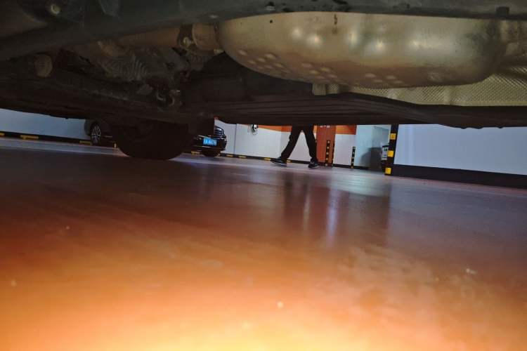 Used Land Rover Discovery 2013 3.0 SDV6 HSE Diesel Edition Chassis Rear Left
