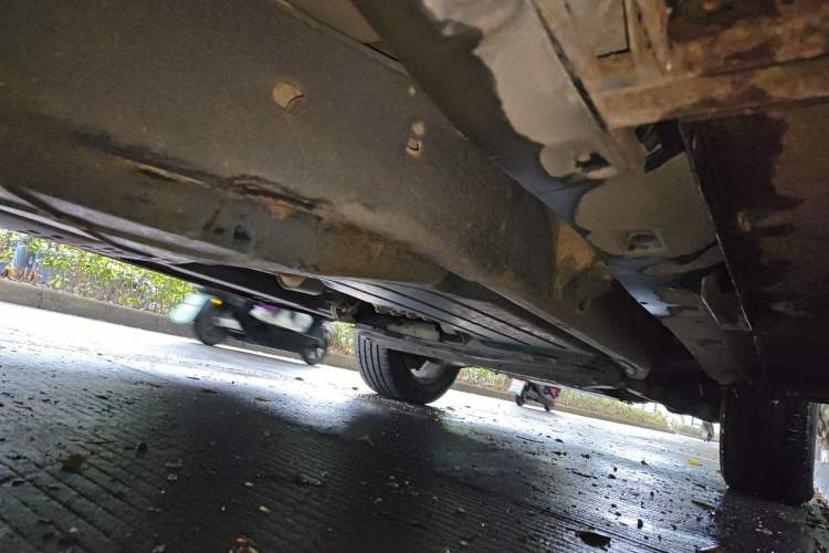 Used Land Rover Discovery 2013 3.0 SDV6 HSE Diesel Edition Chassis Rear Right