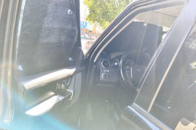Used Land Rover Discovery 2013 3.0 SDV6 HSE Diesel Edition Driver Seat