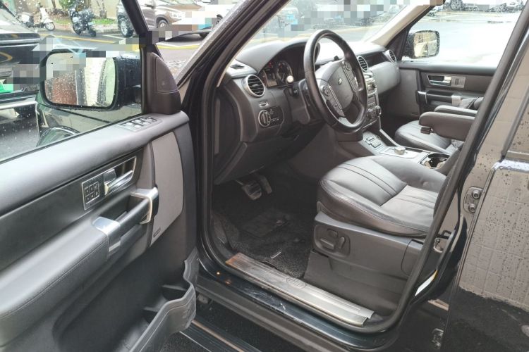 Used Land Rover Discovery 2013 3.0 SDV6 HSE Diesel Edition Driver Seat
