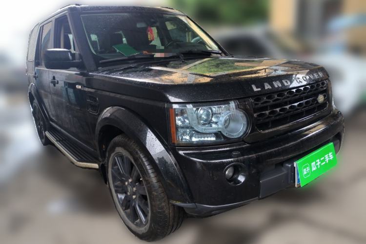 Used Land Rover Discovery 2013 3.0 SDV6 HSE Diesel Edition Front Right 45 Deg