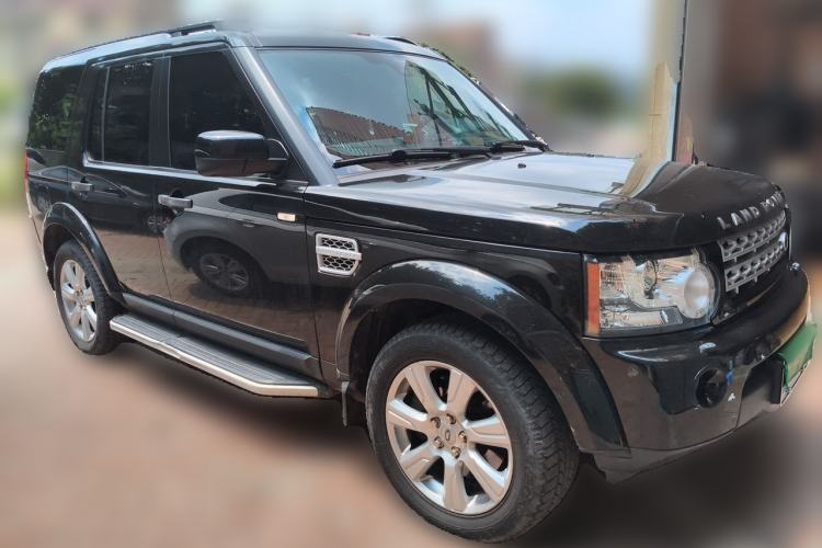 Used Land Rover Discovery  Front Right 45 Deg