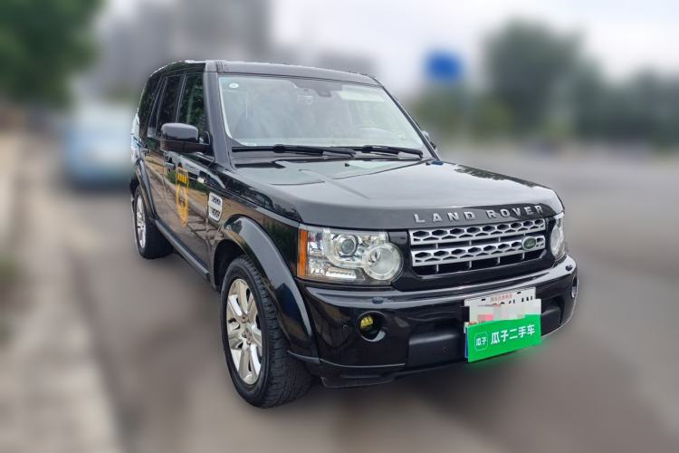 Used Land Rover Discovery 2013 3.0 SDV6 HSE Diesel Edition Front Right 45 Deg