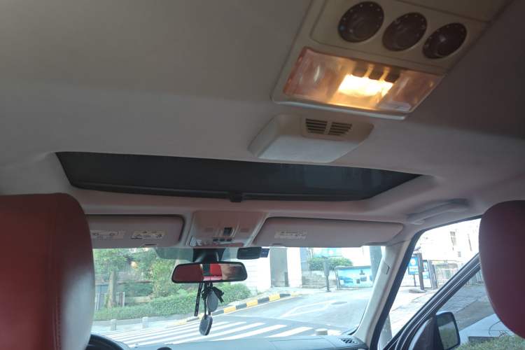 Used Land Rover Discovery 2013 3.0 SDV6 HSE Diesel Edition Headliner