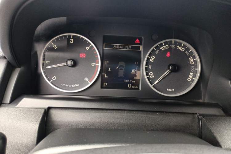 Used Land Rover Discovery 2013 3.0 SDV6 HSE Diesel Edition Instrument Cluster