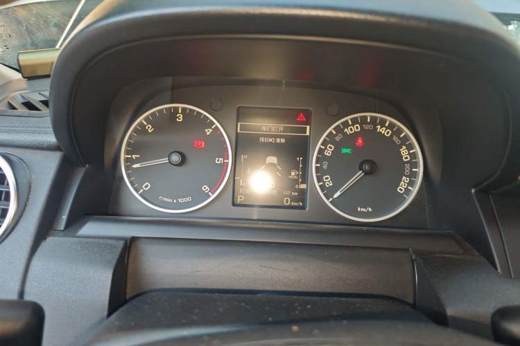 Used Land Rover Discovery 2013 3.0 SDV6 HSE Diesel Edition Instrument Cluster