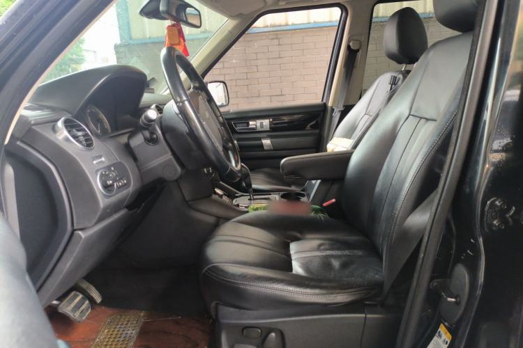 Used Land Rover Discovery 2013 3.0 SDV6 HSE Diesel Edition Left Front Seat