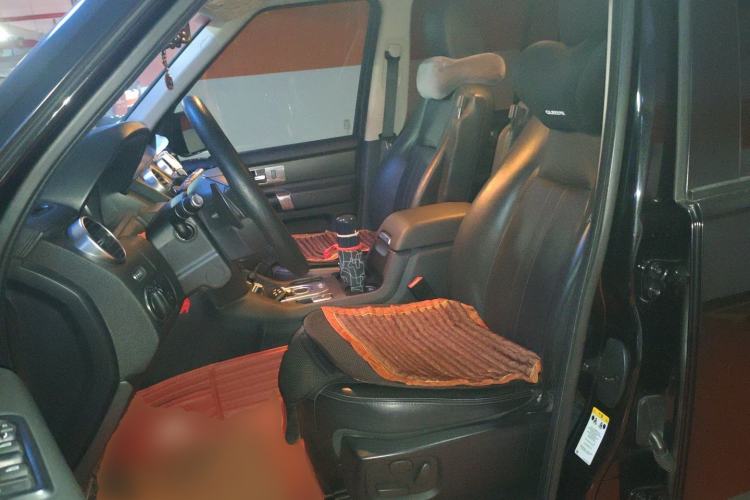 Used Land Rover Discovery 2013 3.0 SDV6 HSE Diesel Edition Left Front Seat