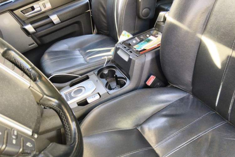Used Land Rover Discovery 2013 3.0 SDV6 HSE Diesel Edition Left Front Seat