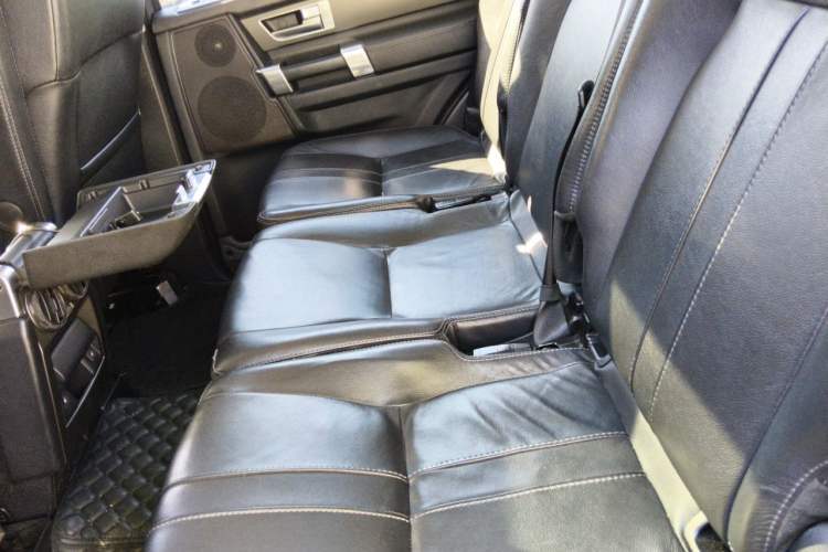 Used Land Rover Discovery 2013 3.0 SDV6 HSE Diesel Edition Left Rear Seat