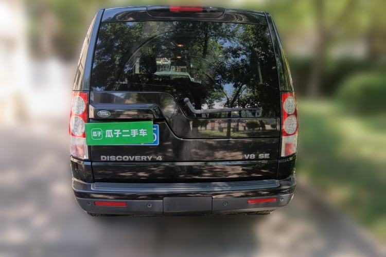 Used Land Rover Discovery 2013 5.0 V8 SE model Rear