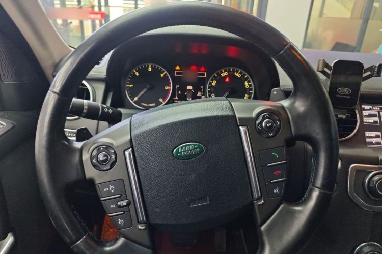 Used Land Rover Discovery 2013 3.0 SDV6 HSE Diesel Edition Steering Wheel