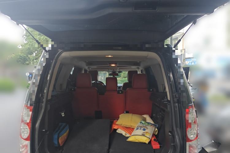 Used Land Rover Discovery 2013 3.0 SDV6 HSE Diesel Edition Trunk