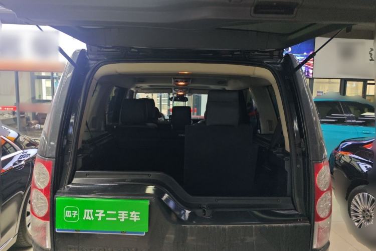 Used Land Rover Discovery 2013 3.0 SDV6 HSE Diesel Edition Trunk
