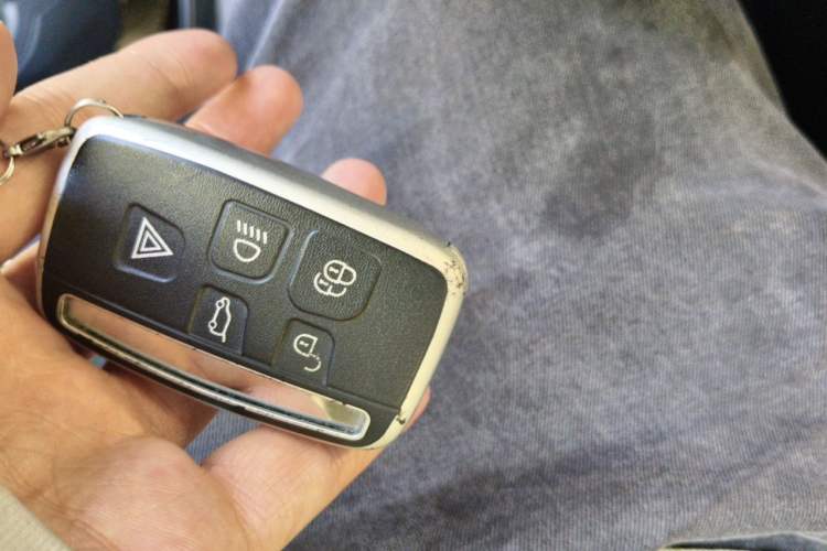 Used Land Rover Discovery 2013 3.0 SDV6 HSE Diesel Edition Vehicle Key