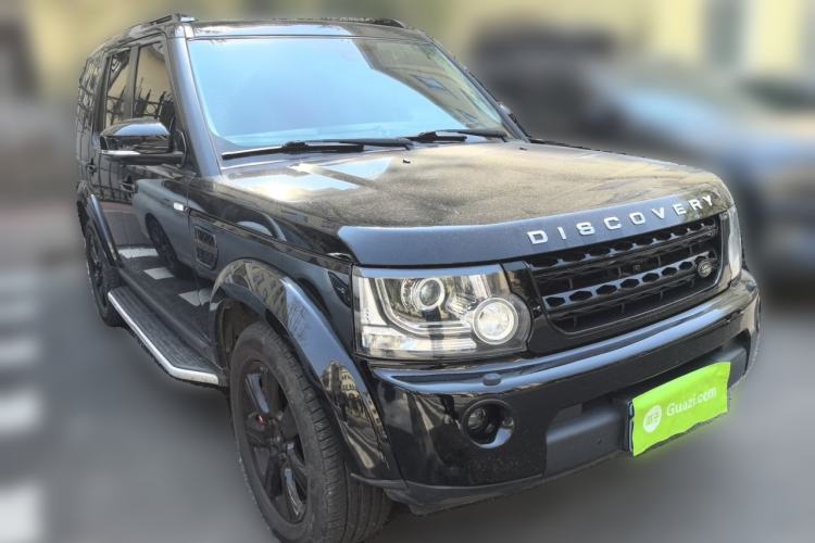 Used Land Rover Discovery 2013 5.0 V8 HSE Front Right 45 Deg