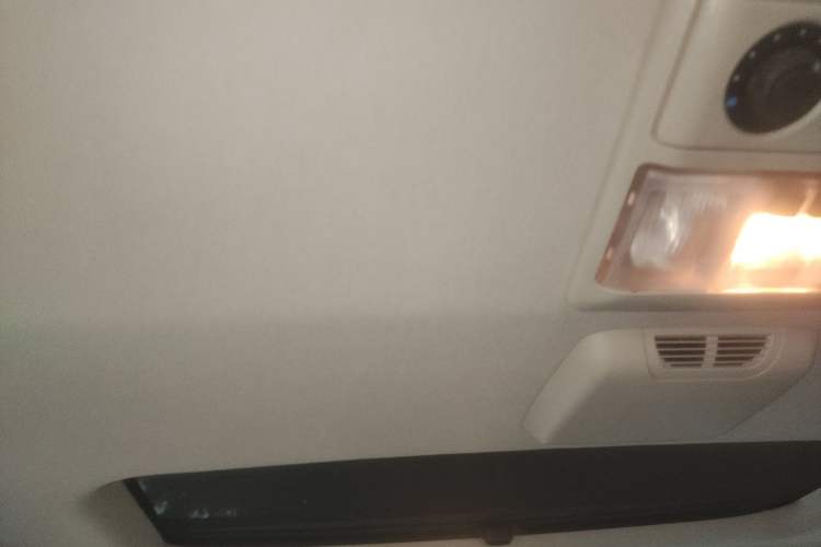 Used Land Rover Discovery 2013 3.0 SDV6 HSE Diesel Edition Headliner