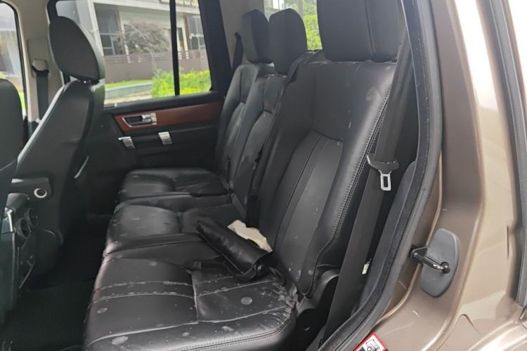 Used Land Rover Discovery 2013 3.0 SDV6 HSE Diesel Edition Left Rear Seat