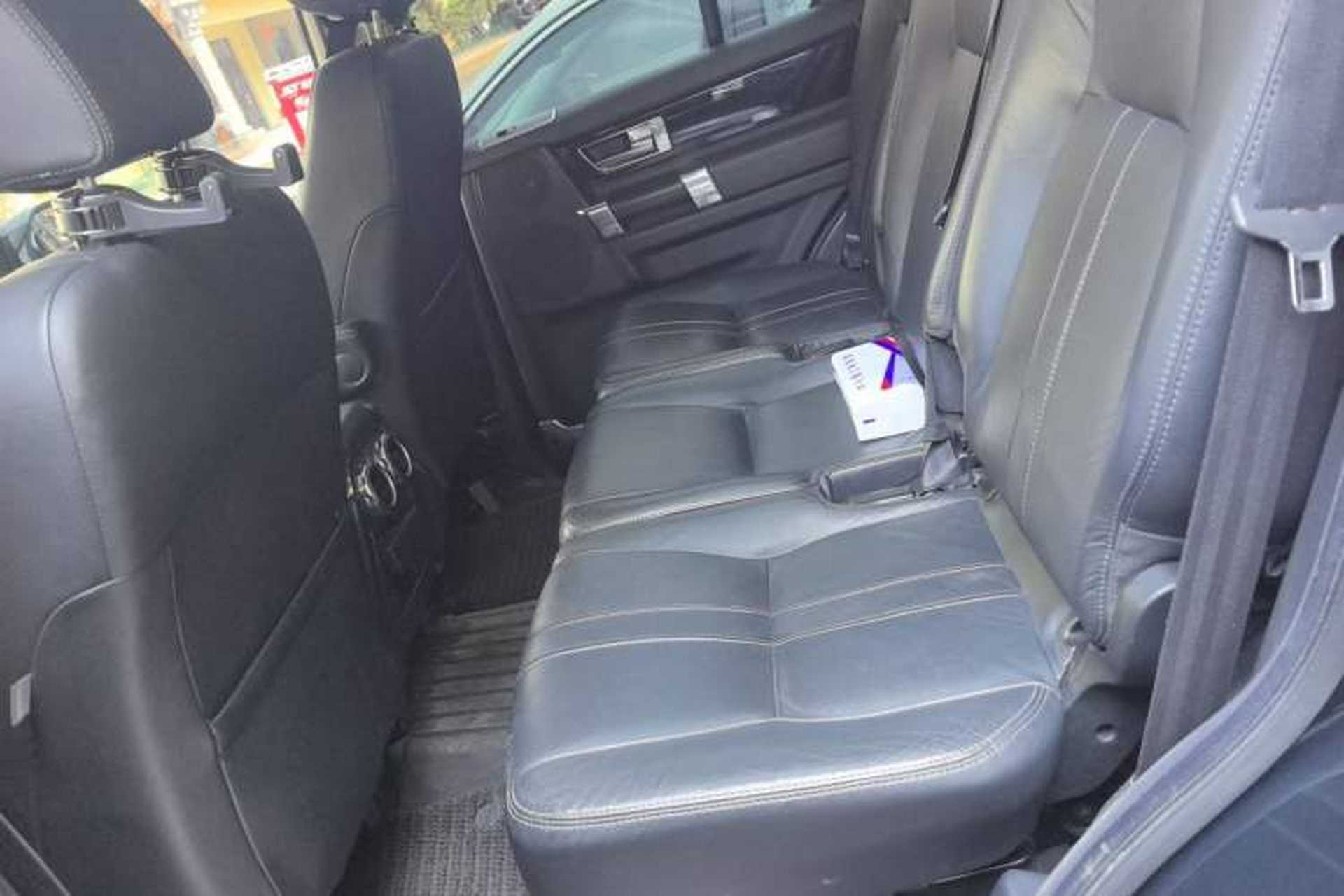 Used Land Rover Discovery 2013 5.0 V8 HSE Left Rear Seat