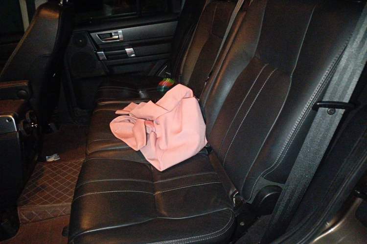 Used Land Rover Discovery 2013 3.0 SDV6 HSE Diesel Edition Left Rear Seat