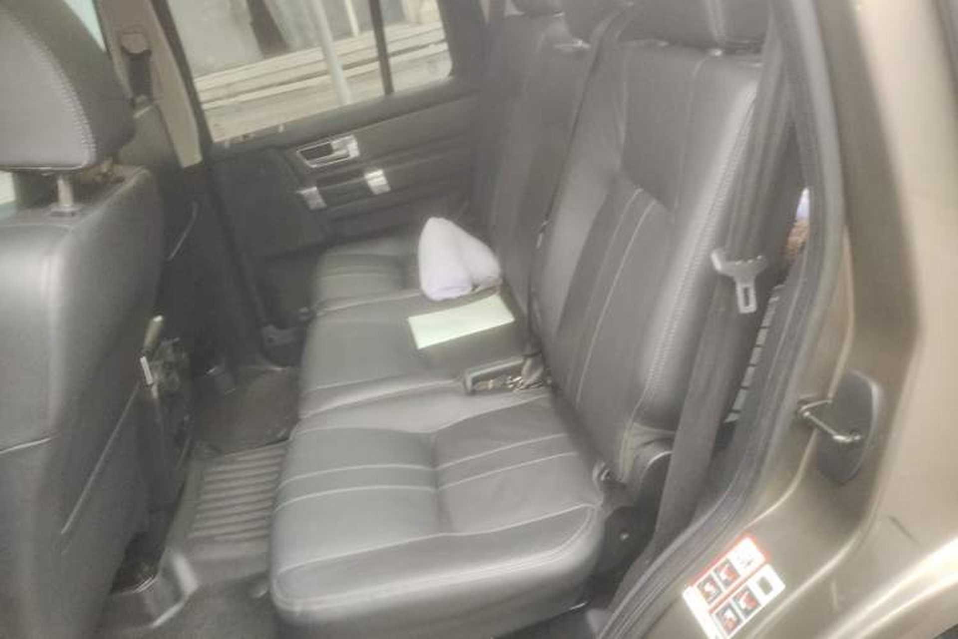 Used Land Rover Discovery 2013 3.0 SDV6 HSE Diesel Edition Left Rear Seat