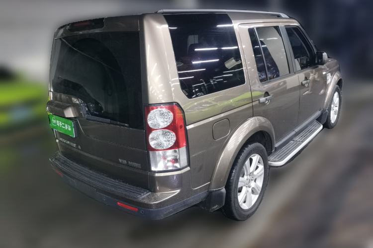 Used Land Rover Discovery 2013 5.0 V8 HSE Rear Right 45 Deg