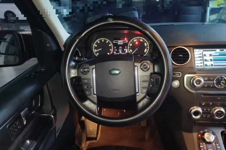 Used Land Rover Discovery 2013 5.0 V8 HSE Steering Wheel