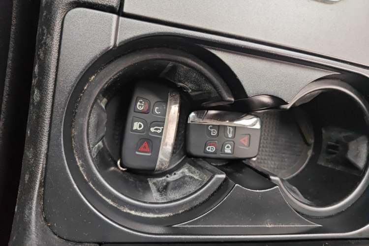 Used Land Rover Discovery 2013 3.0 SDV6 HSE Diesel Edition Vehicle Key