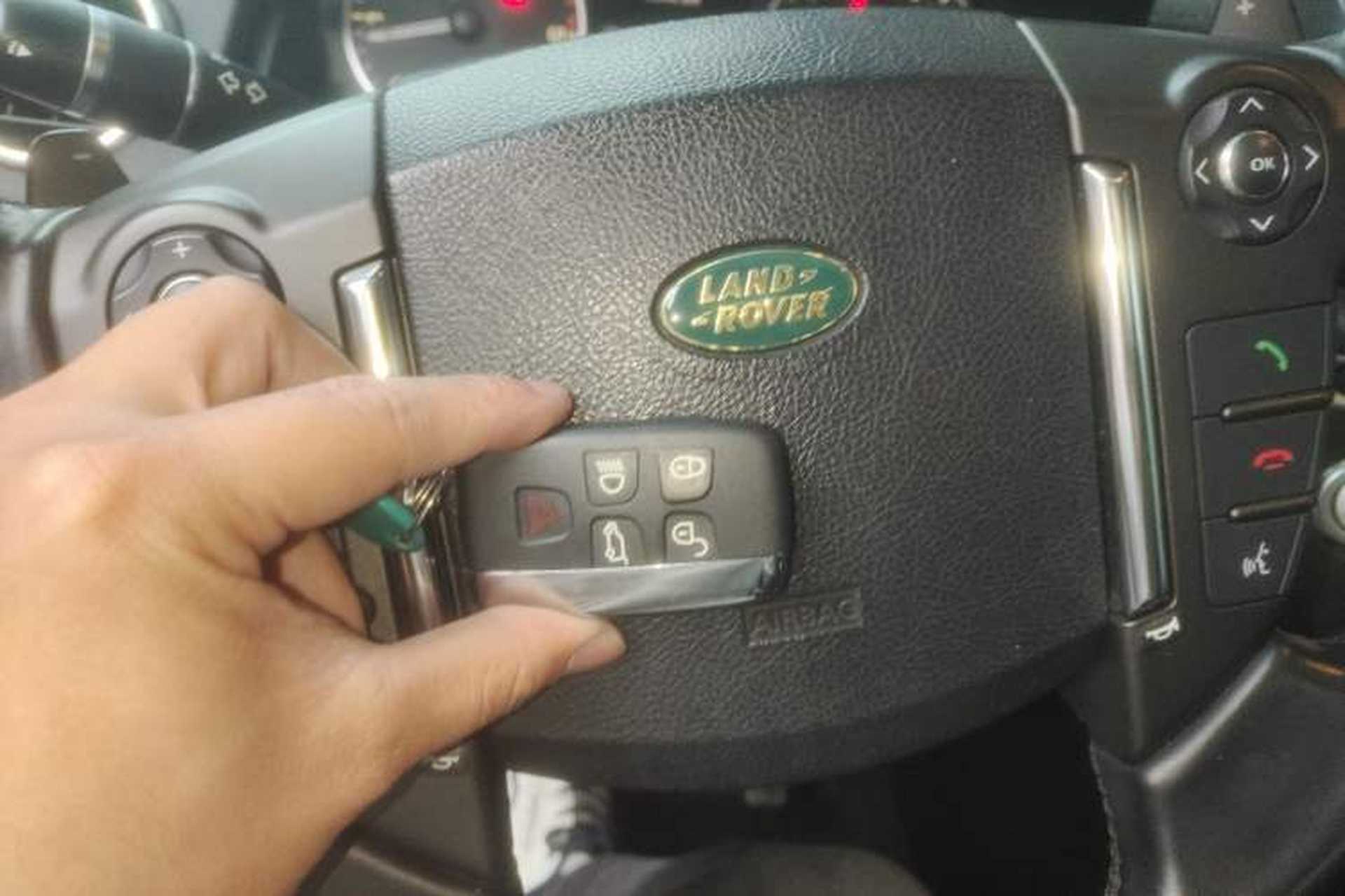 Used Land Rover Discovery 2013 3.0 SDV6 HSE Diesel Edition Vehicle Key